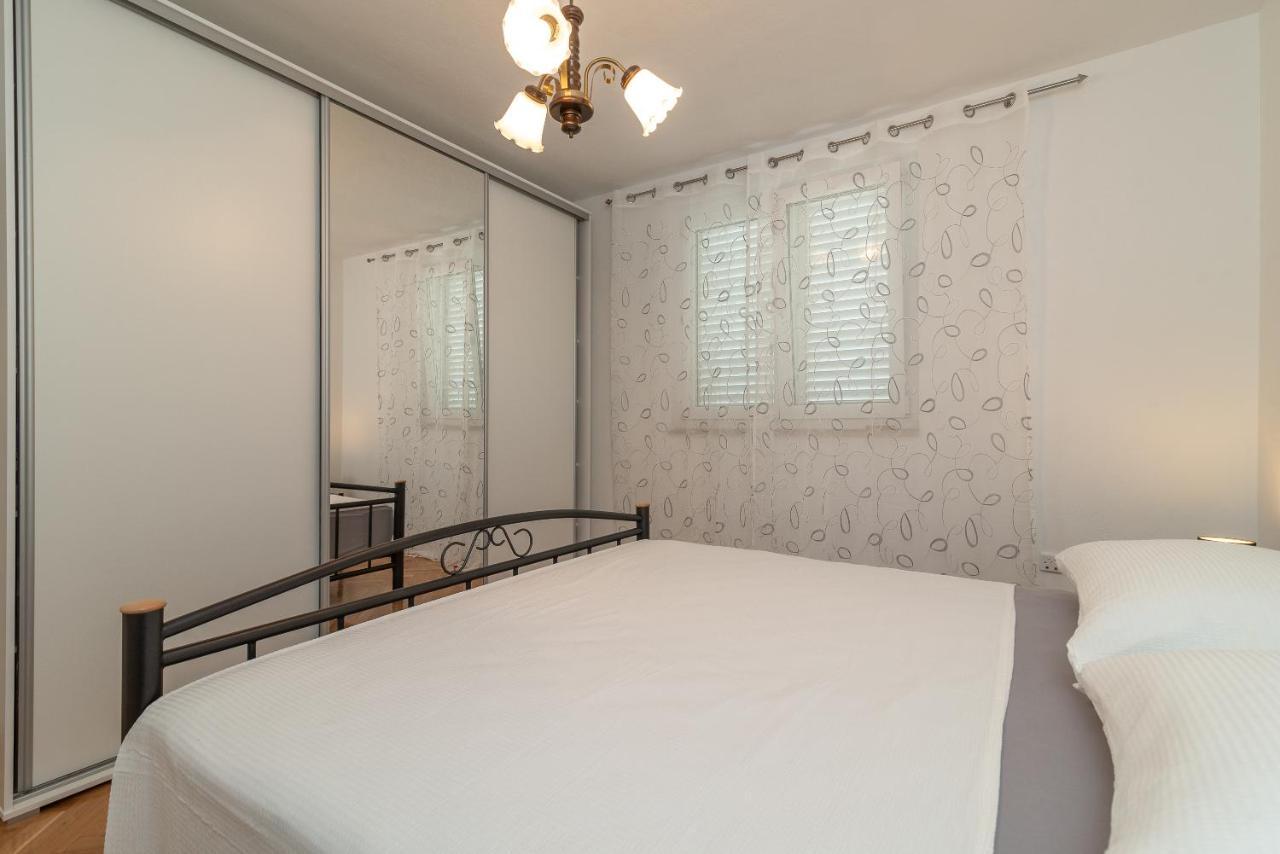 Apartment M&a *
